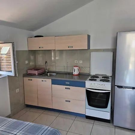 Apartments Teo * Srima