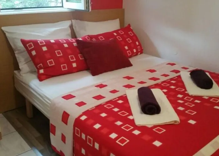 Apartments Teo Srima